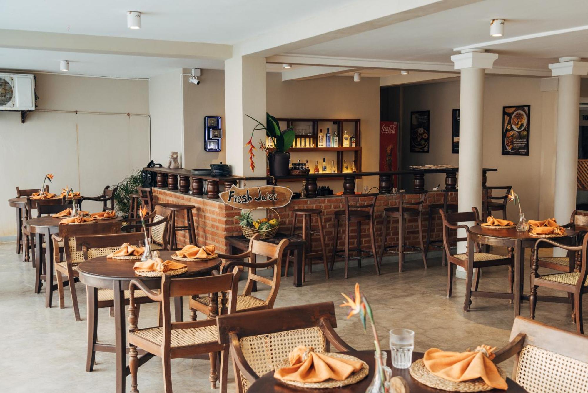 Neevana Hotel Hikkaduwa Zewnętrze zdjęcie