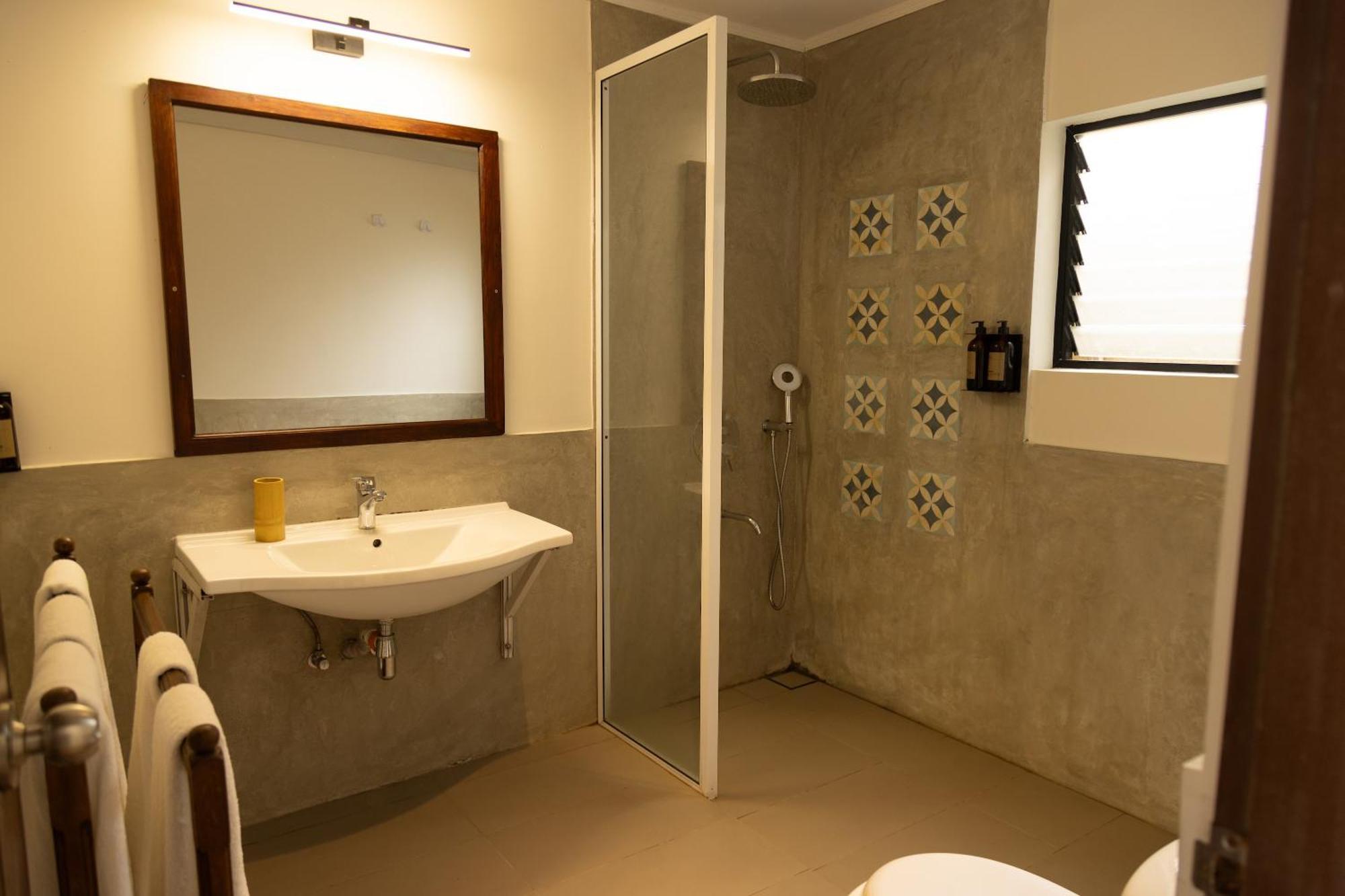 Neevana Hotel Hikkaduwa Zewnętrze zdjęcie